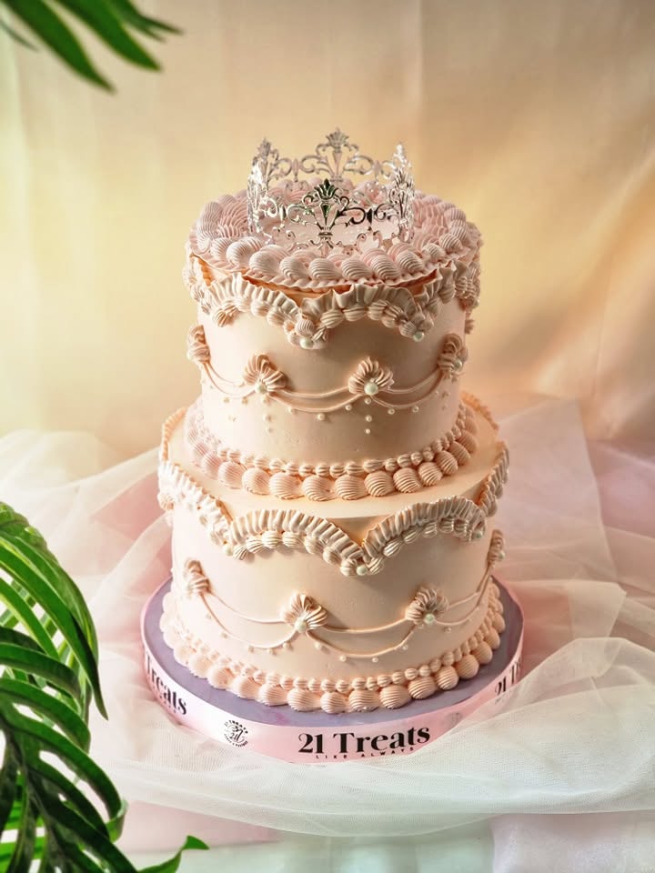 Vintage charm fit for a princess.